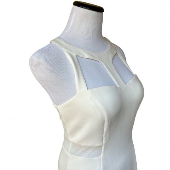 NWT GUESS Women Vintage Ivory Scuba Caged Cutout Strappy Side Mesh Dress. Size 4 - Picture 3 of 11